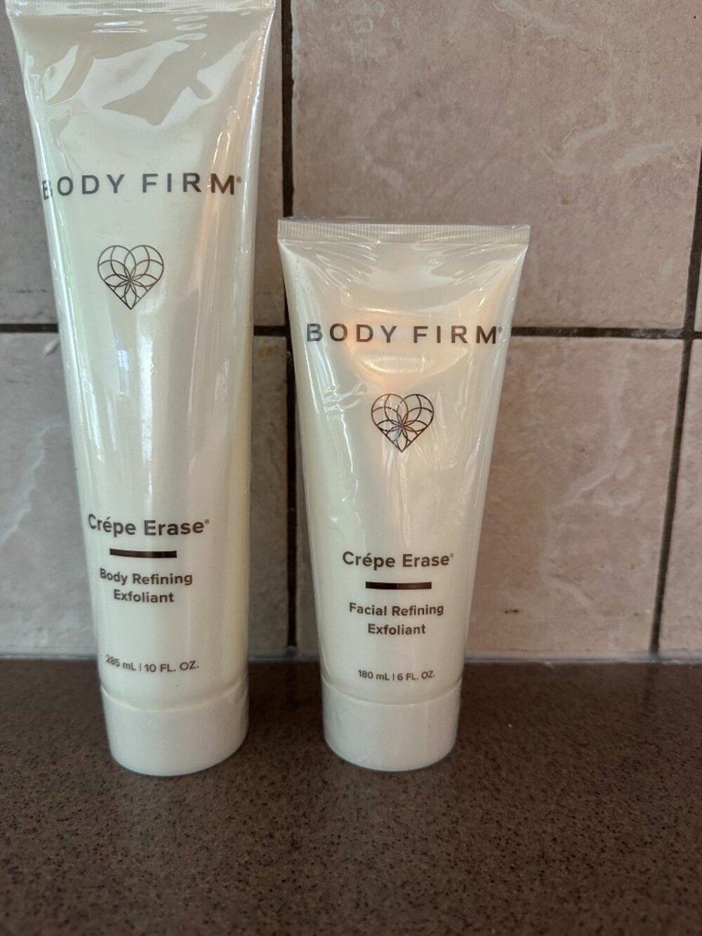 Body Firm Crepe Erase products - New - Picture 3 of 4